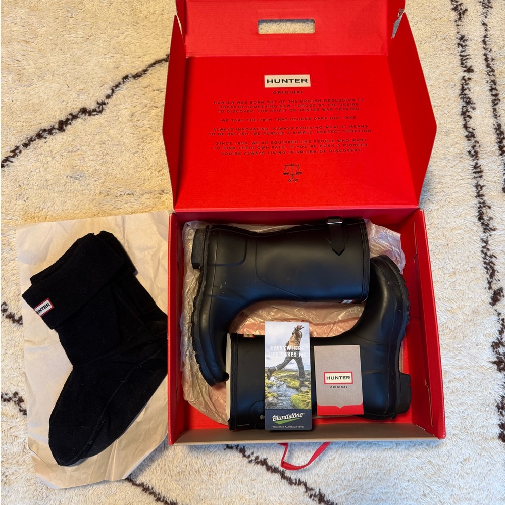 Hunter Black Boots with Socks Set